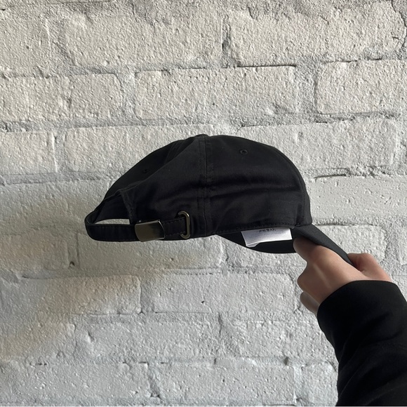 Balenciaga Cap in Black and White - Picture 5 of 10
